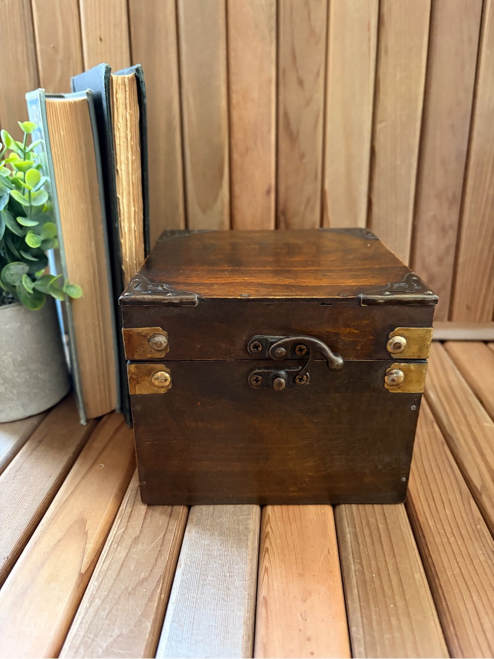 Vintage Wooden Rustic Keepsake Box w/Brass Hardware, Small Treasure Chest